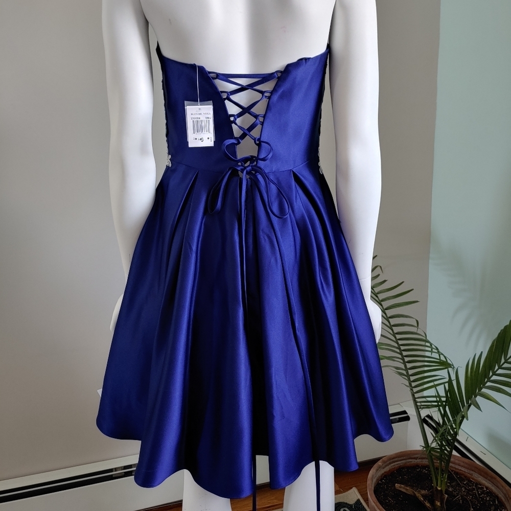 Blondie Nites New Dress - Picture 6 of 7